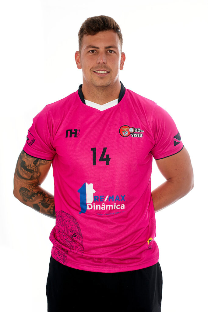 Jose Antonio Sauer Falcon