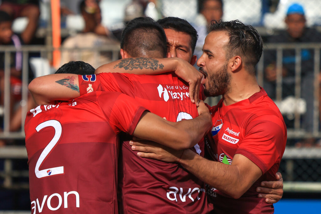 Club Nacional – Beach Soccer Worldwide