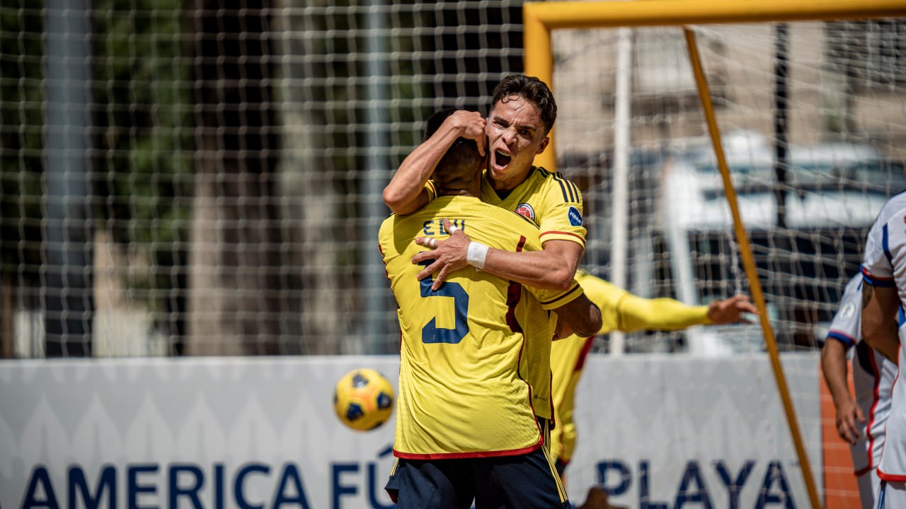 Football: Venezuelan soccer players fight for a shot in women's Libertadores  cup