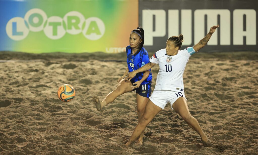 El Salvador Plays at Home in the United States