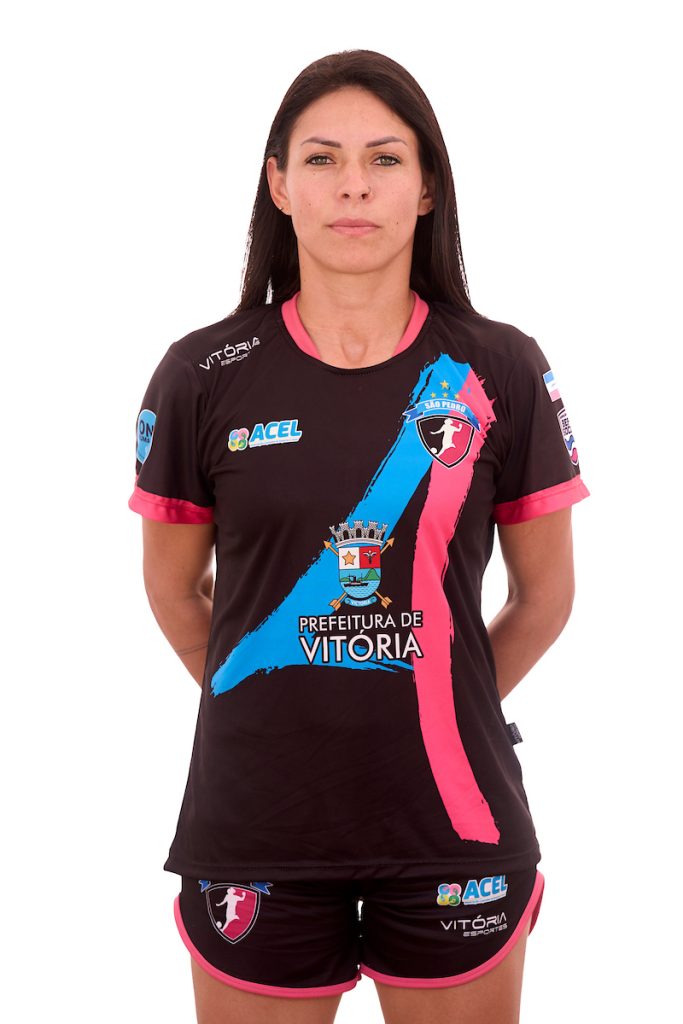 Laine  Almeida Da Silva