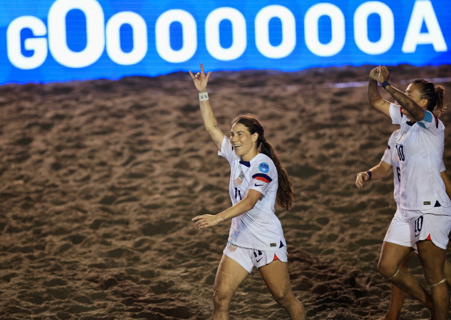 All to play for in the Women’s El Salvador Beach Soccer Cup Beach