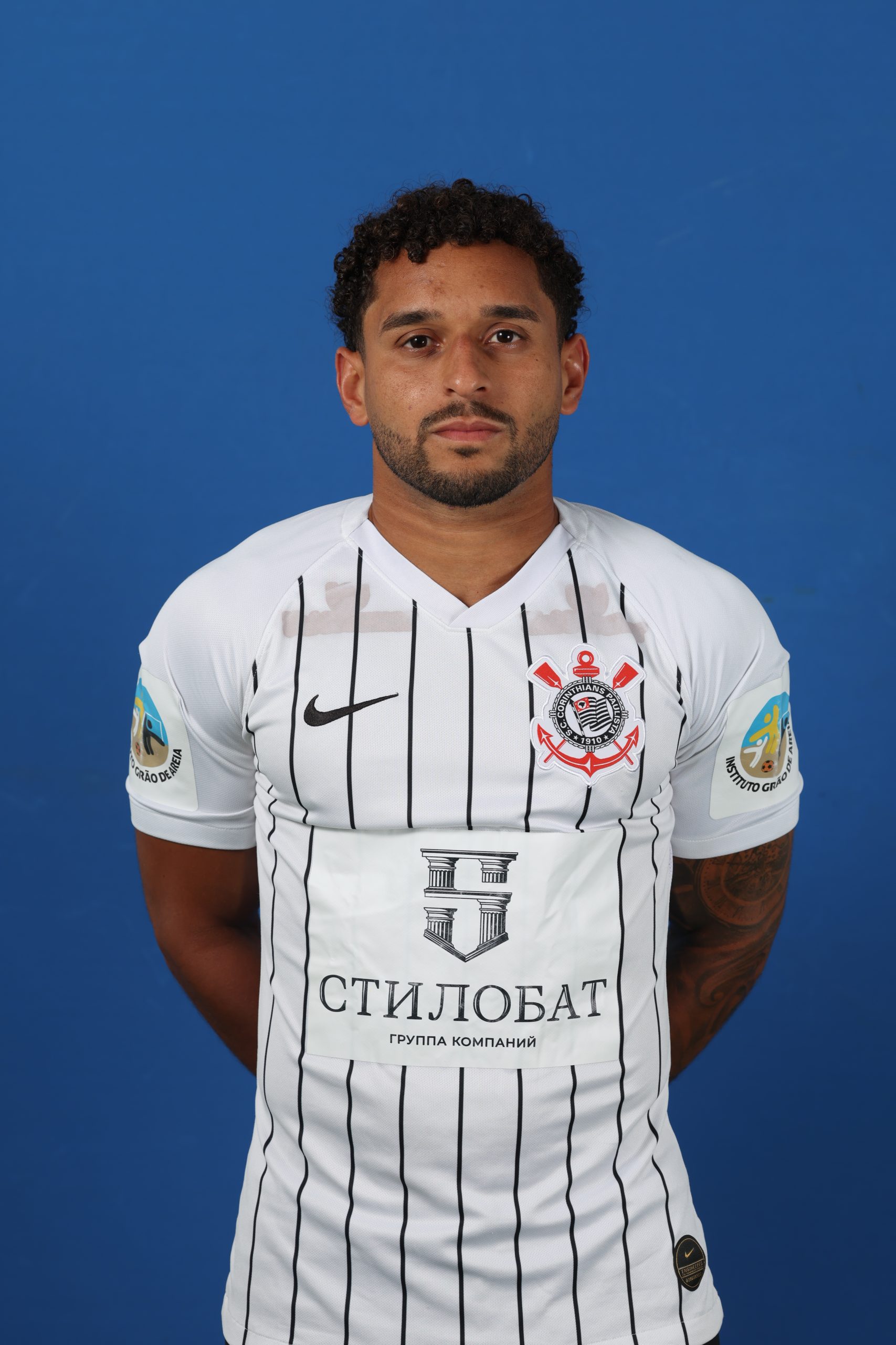 Alejandro 